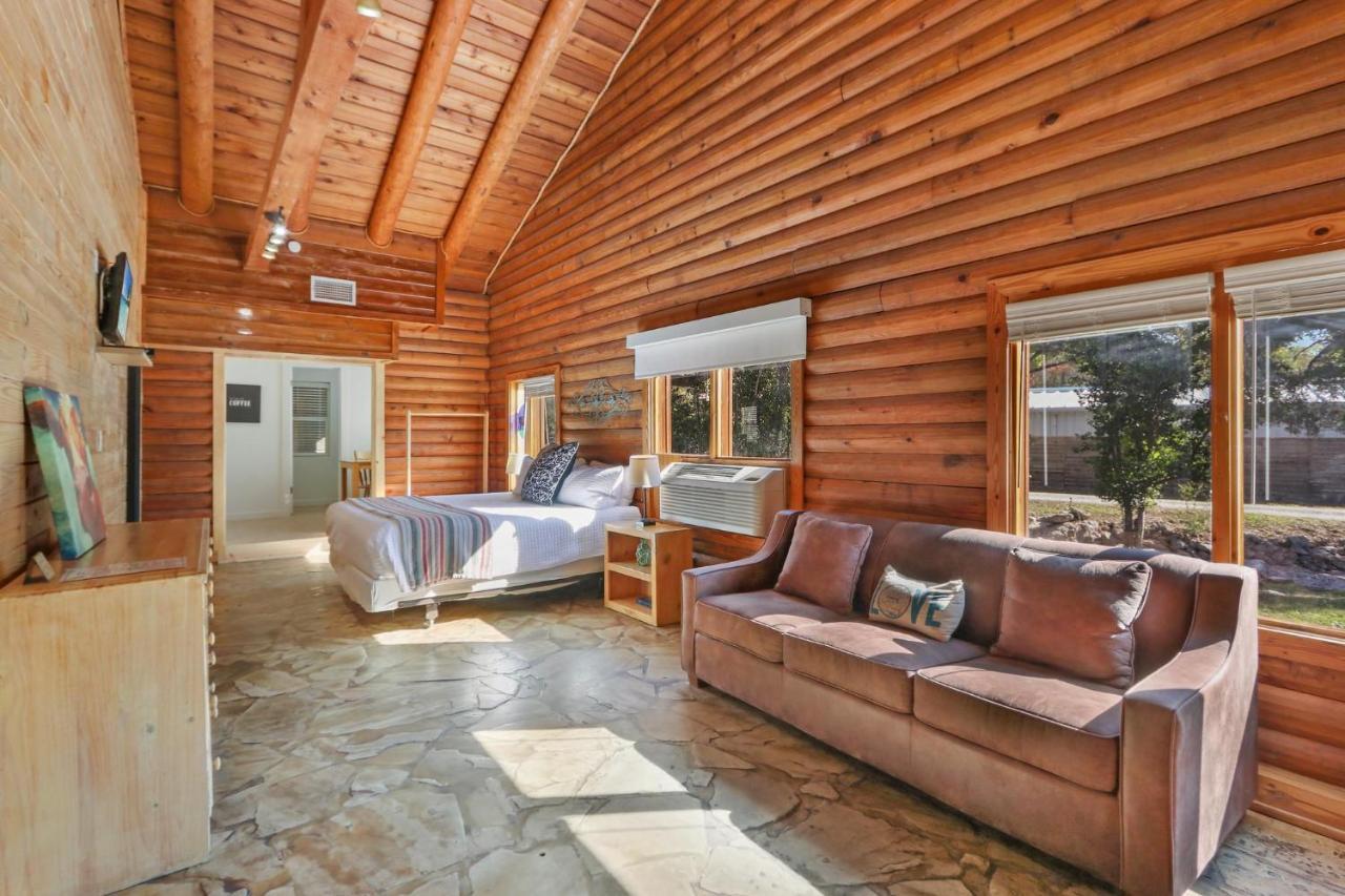 Wimberley Log Cabins Resort And Suites- Unit 4 Exteriér fotografie